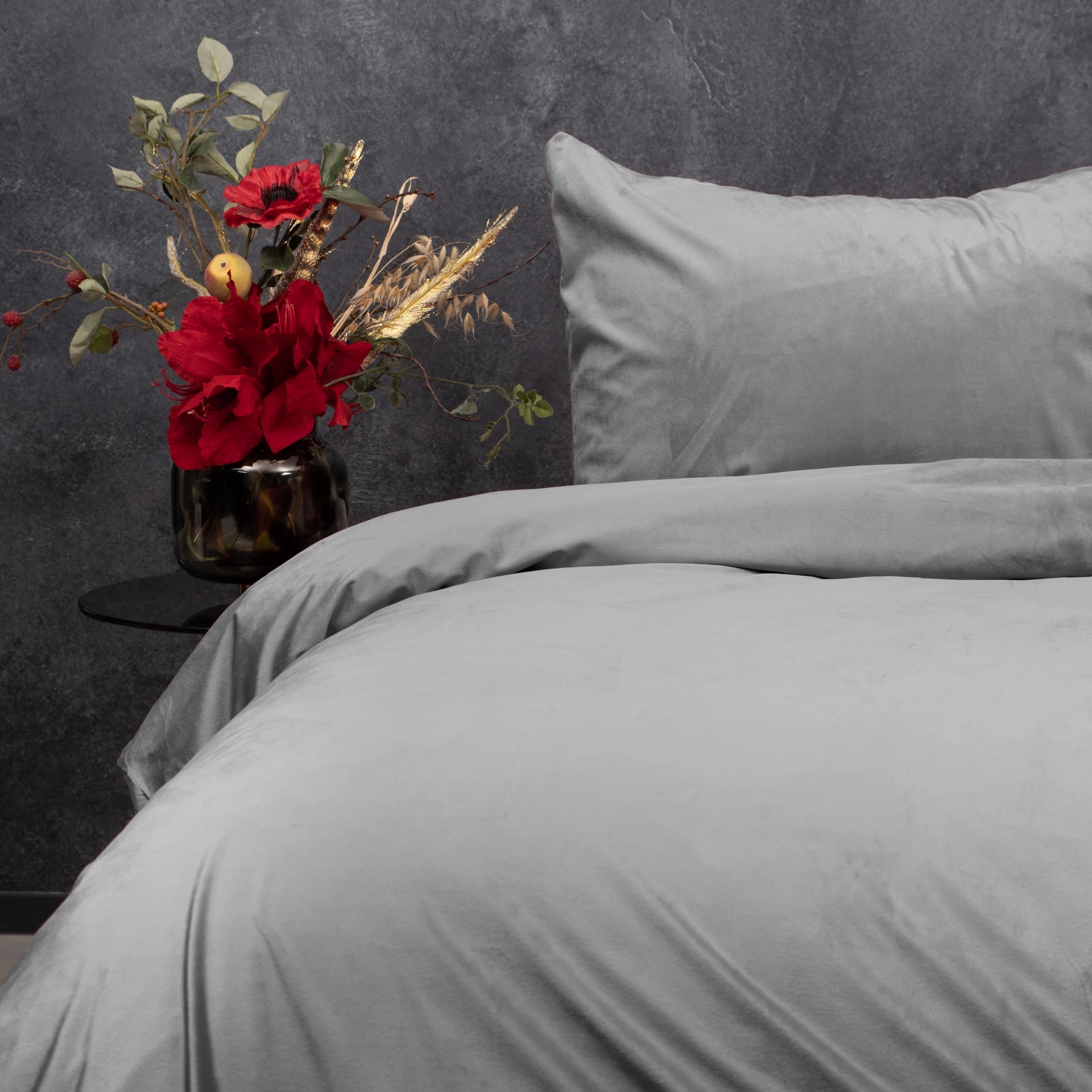 Velvet Uni Duvet Cover Gray - Velvet soft - Anti-allergic - Luxuriously packaged