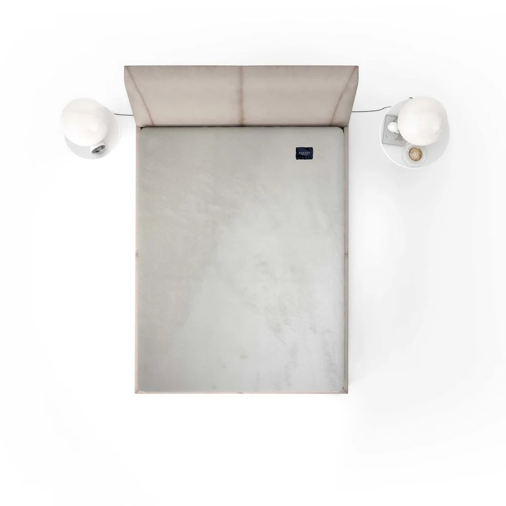 Velvet Velour Fitted Sheet Silver Grey | Luxury & Comfort for Mattresses up to 40 cm