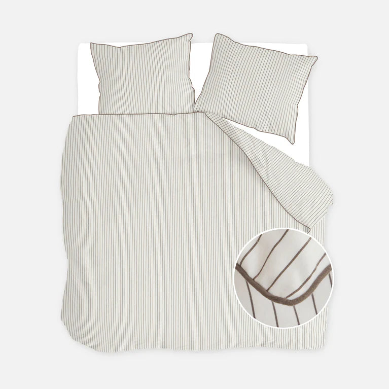 Walra Dekbedovertrek Gentle Stripes - Bruin - 100% Flanel Katoen