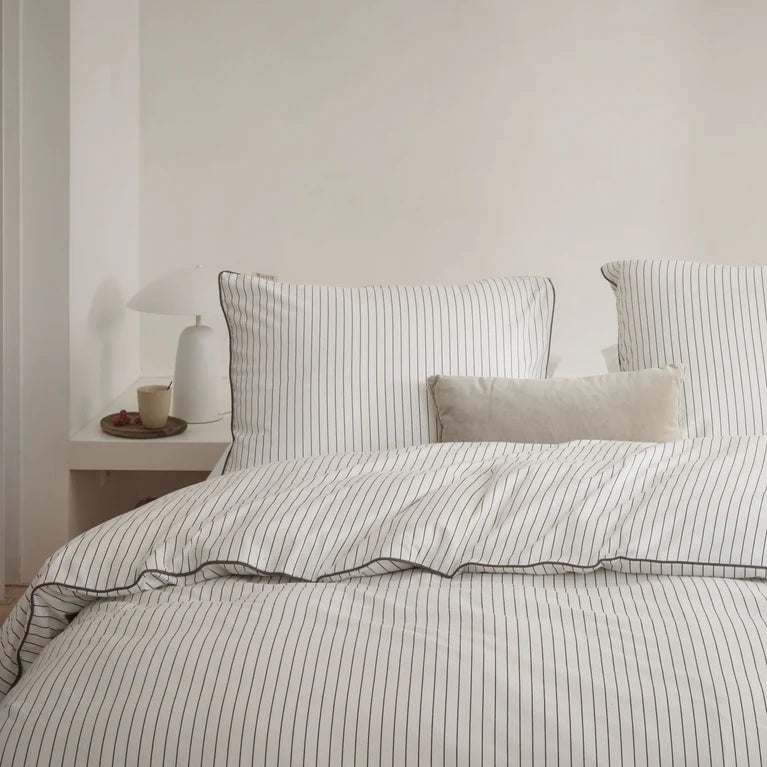 Walra Dekbedovertrek Gentle Stripes - Bruin - 100% Flanel Katoen