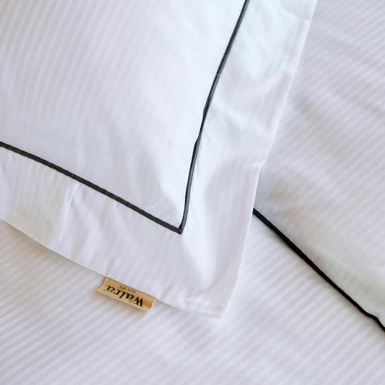 Walra Dekbedovertrek Subtile Stripes - Wit - 100% Katoen Satijn