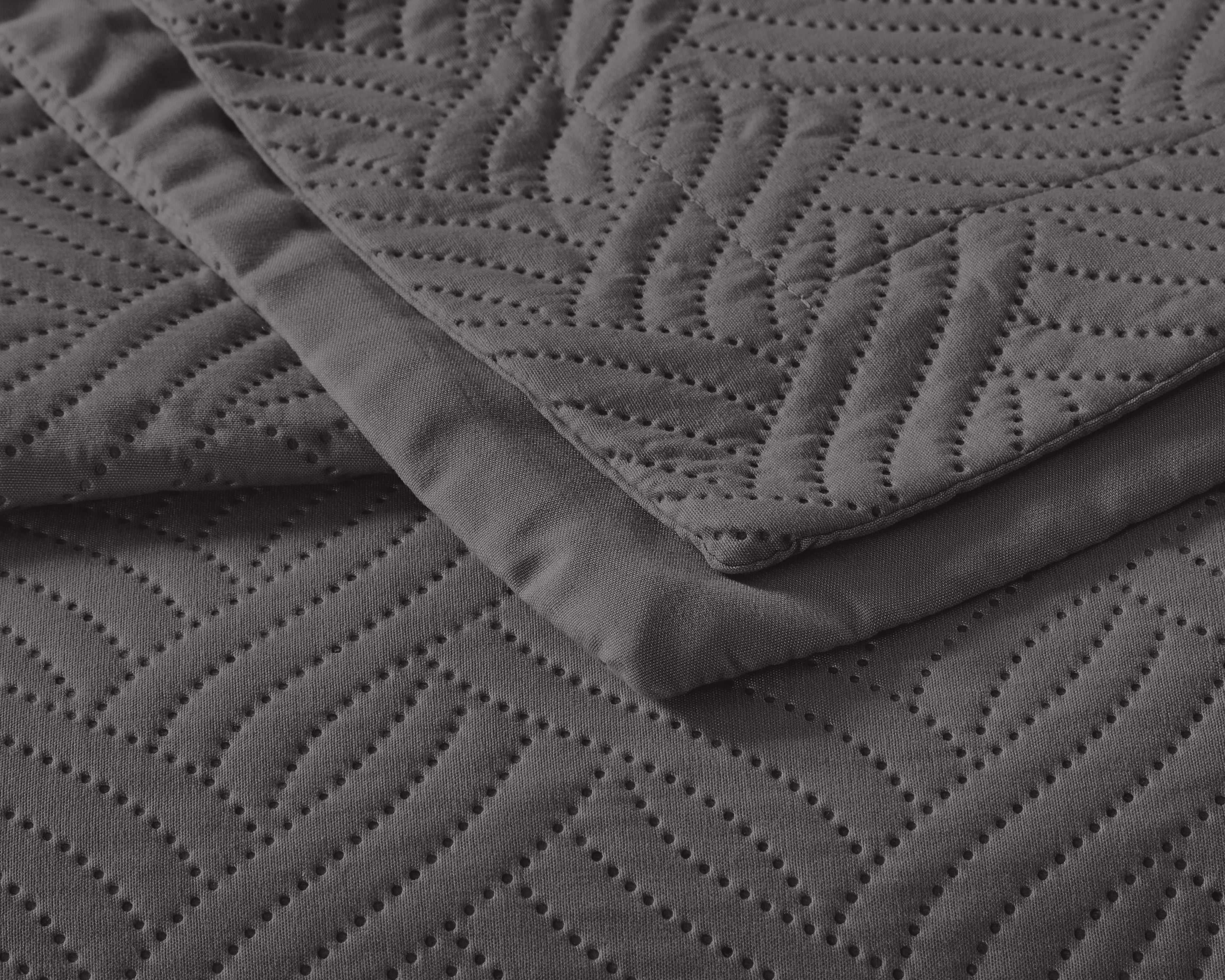 Wave Antraciet 260 x 250 - Mooie sprei - Makkelijk wasbaar - Met 2 slopen
