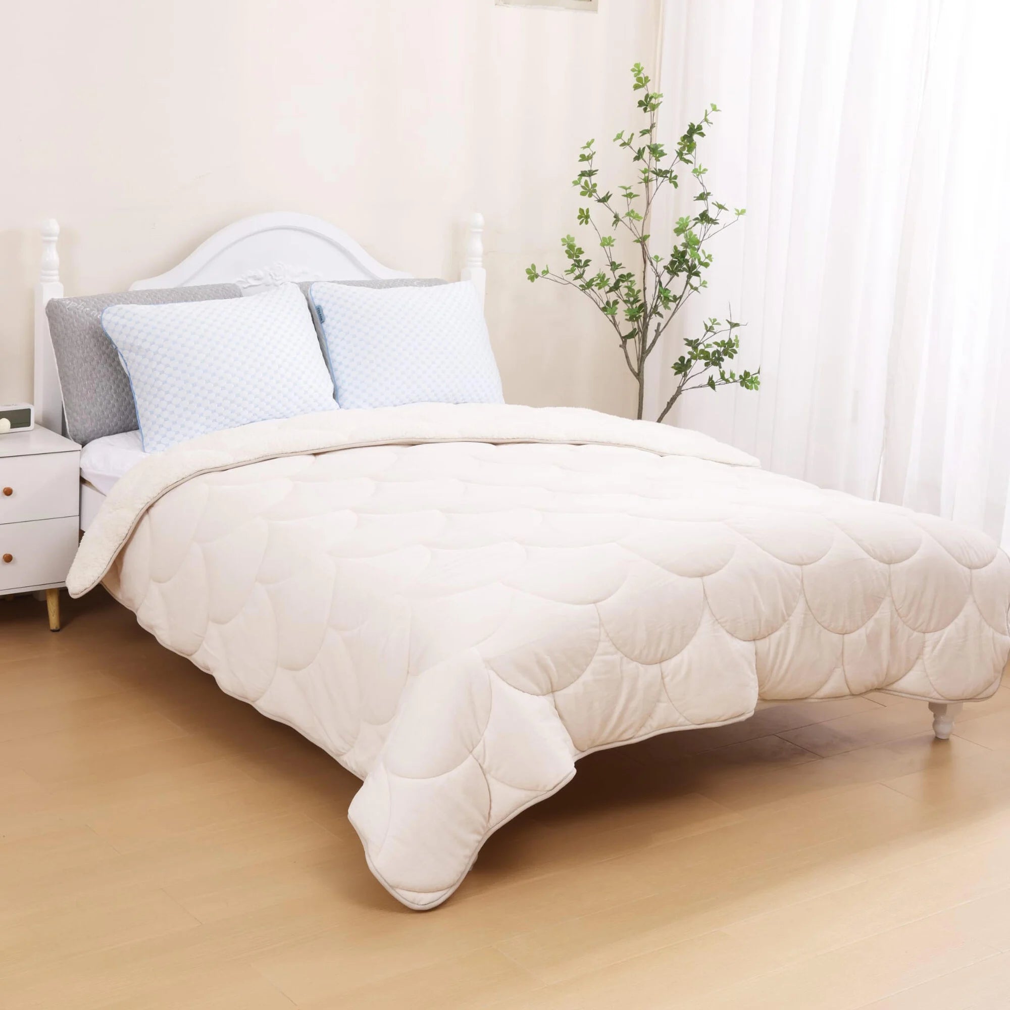All-in One Lazy Teddy/Velvet Duvet Pearl White - 2-in-1 Winter duvet