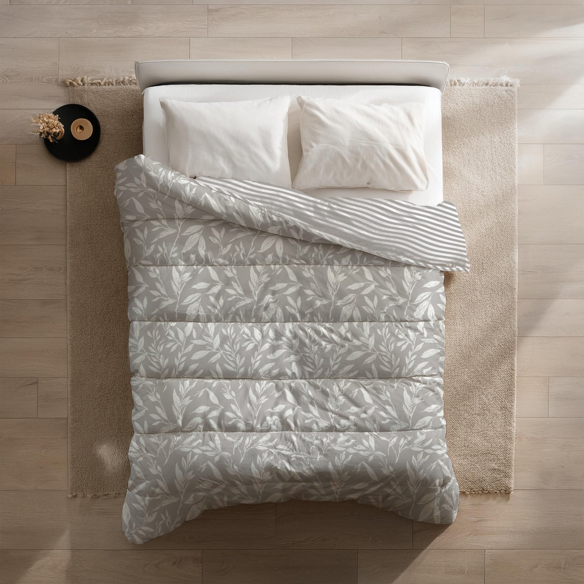 All-in One Lazy Dekbed Grey Leafs - Dekbed voor het hele jaar