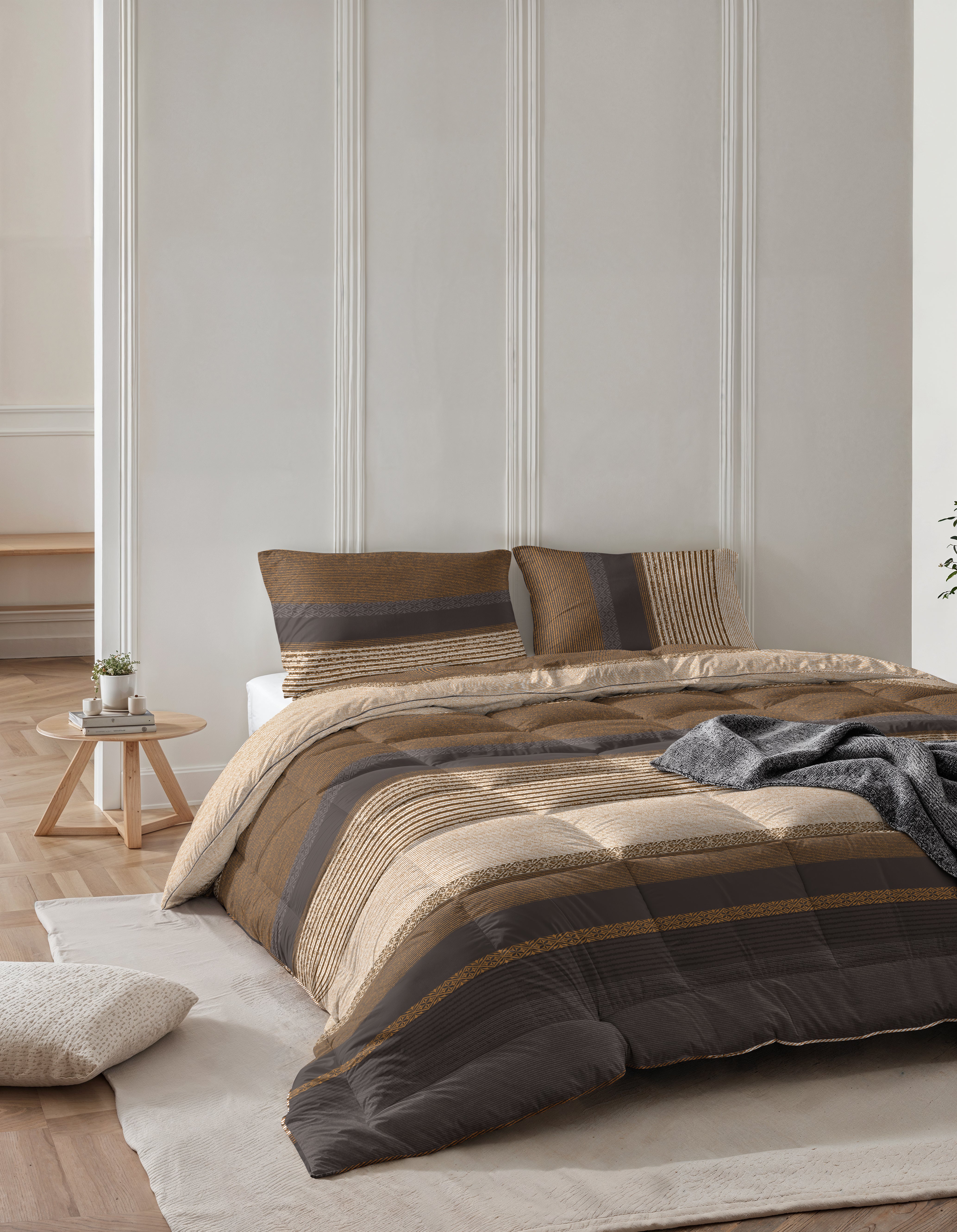All-in one Lazy dekbed Marina Taupe - Dekbed en overtrek in 1 - Met kussenslopen - Digitaal gedrukt
