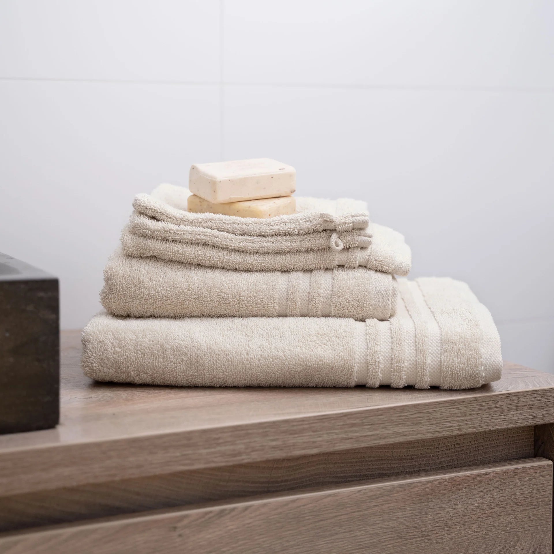 Baddoek Bath Basics - Beige - 100% Katoen - 500 g/m2 - 50 x 100 cm