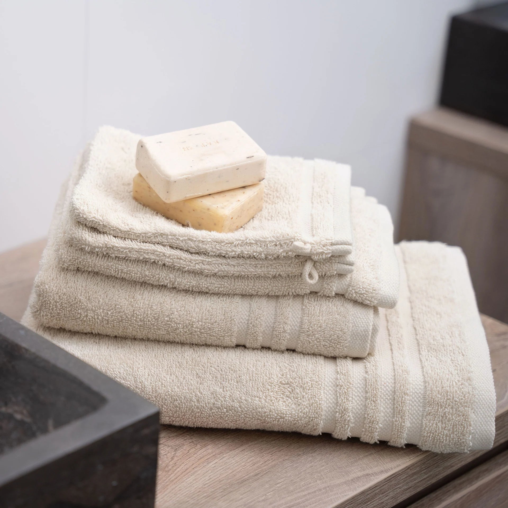 Badlaken Bath Basics - Beige - 100% Katoen - 500 g/m2 - 70 x 140 cm