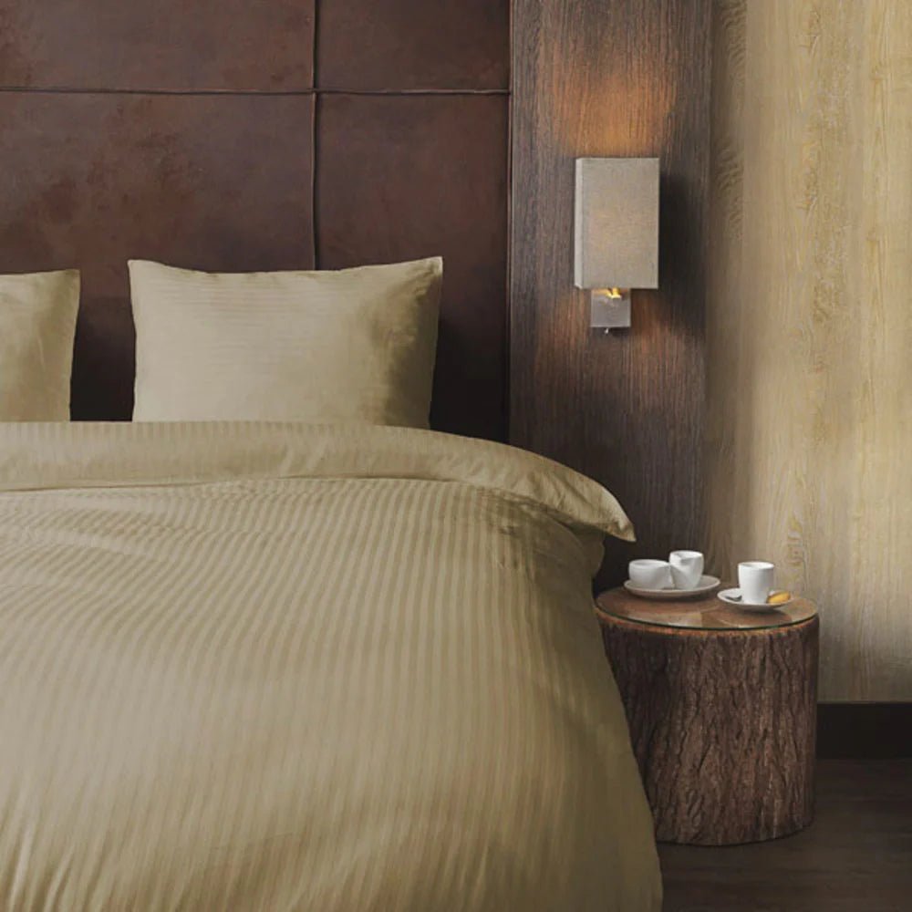 Hotel Line Taupe Green Katoen Satijnen Dekbedovertrek | Luxe Hotelkwaliteit