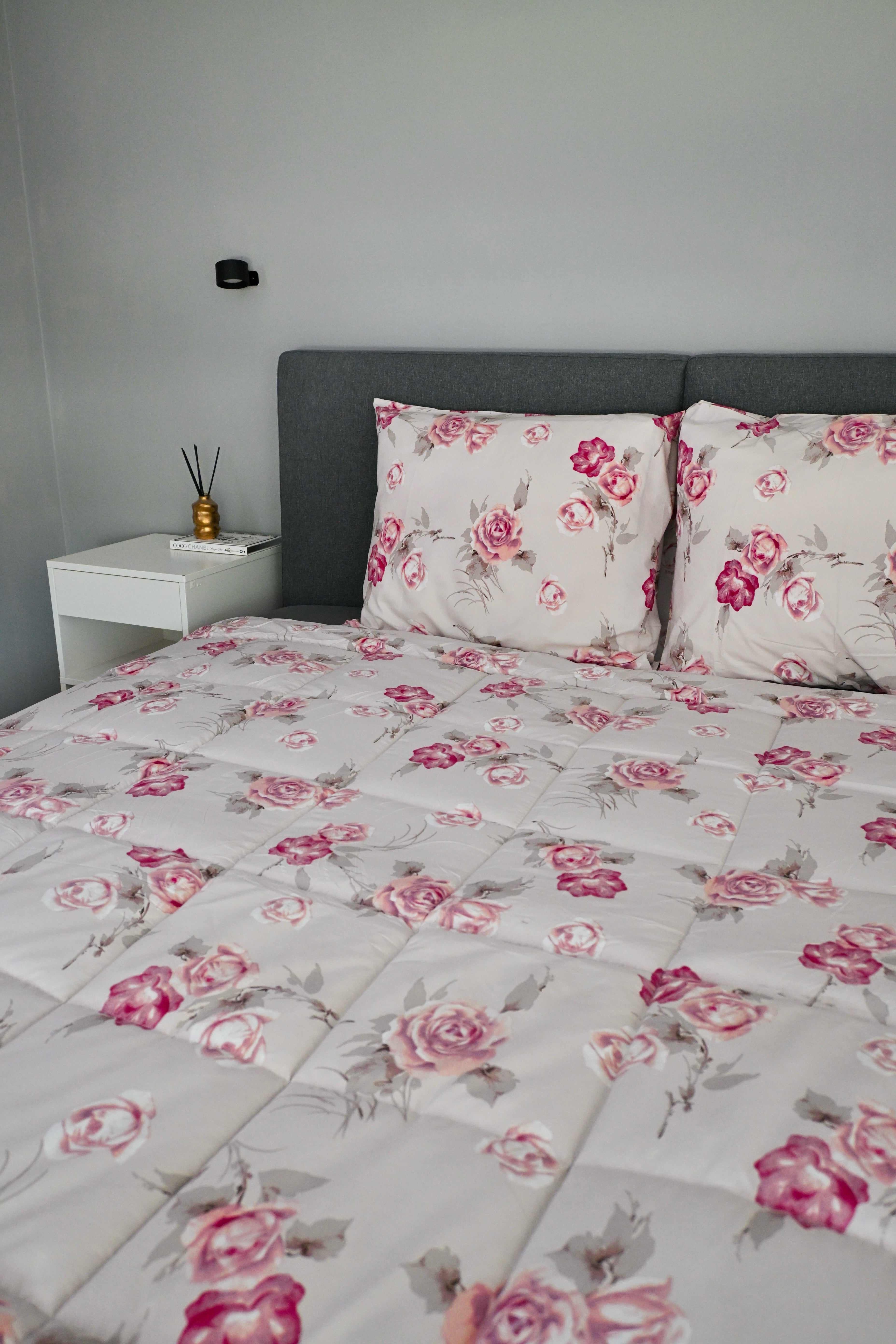 All-in One Lazy Dekbed Flowers Diamond Pink - Dekbed met kussenslopen