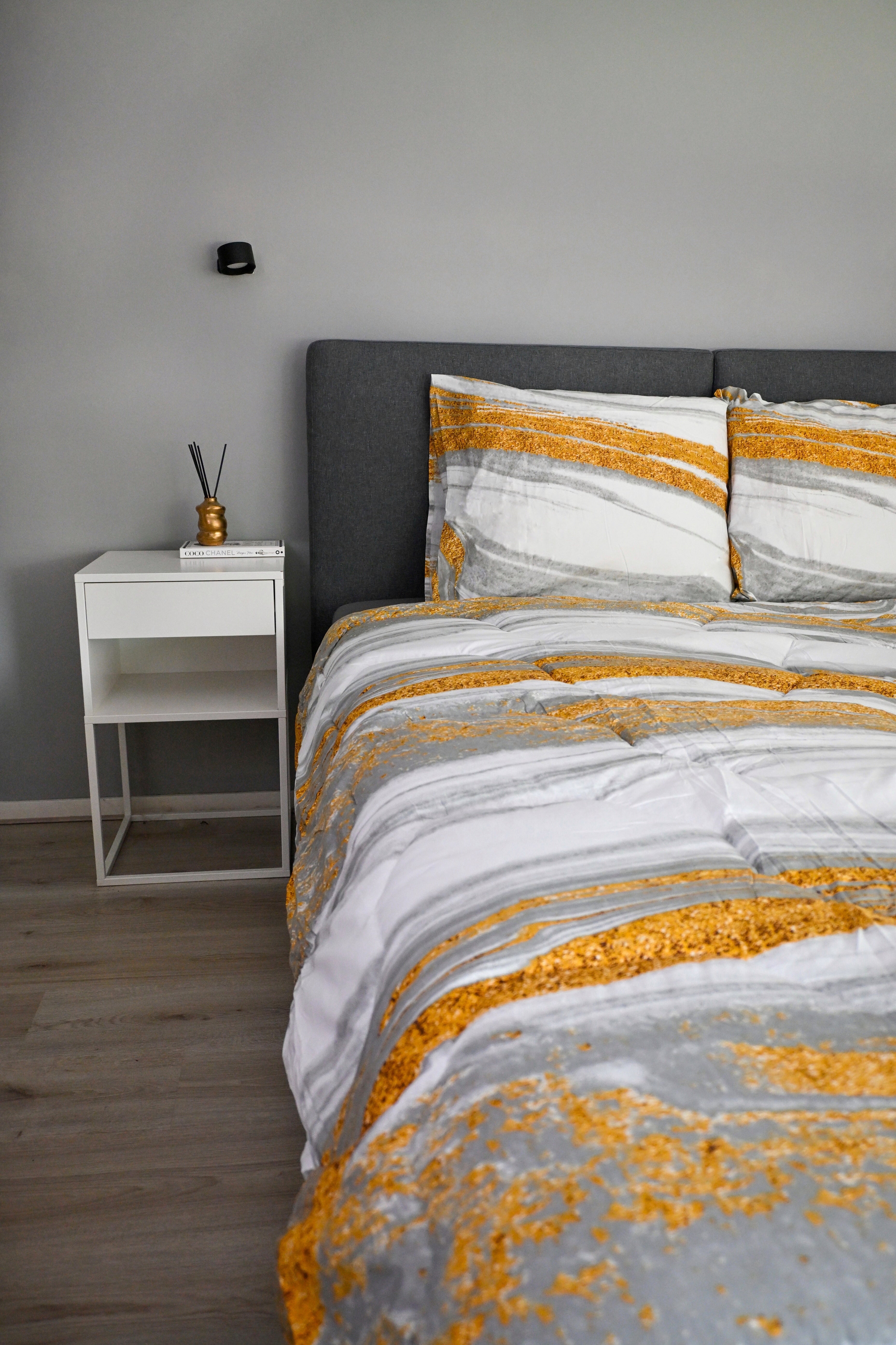 Bedrukt Dekbed Marble White Gold - All Year - Easy Dekbed
