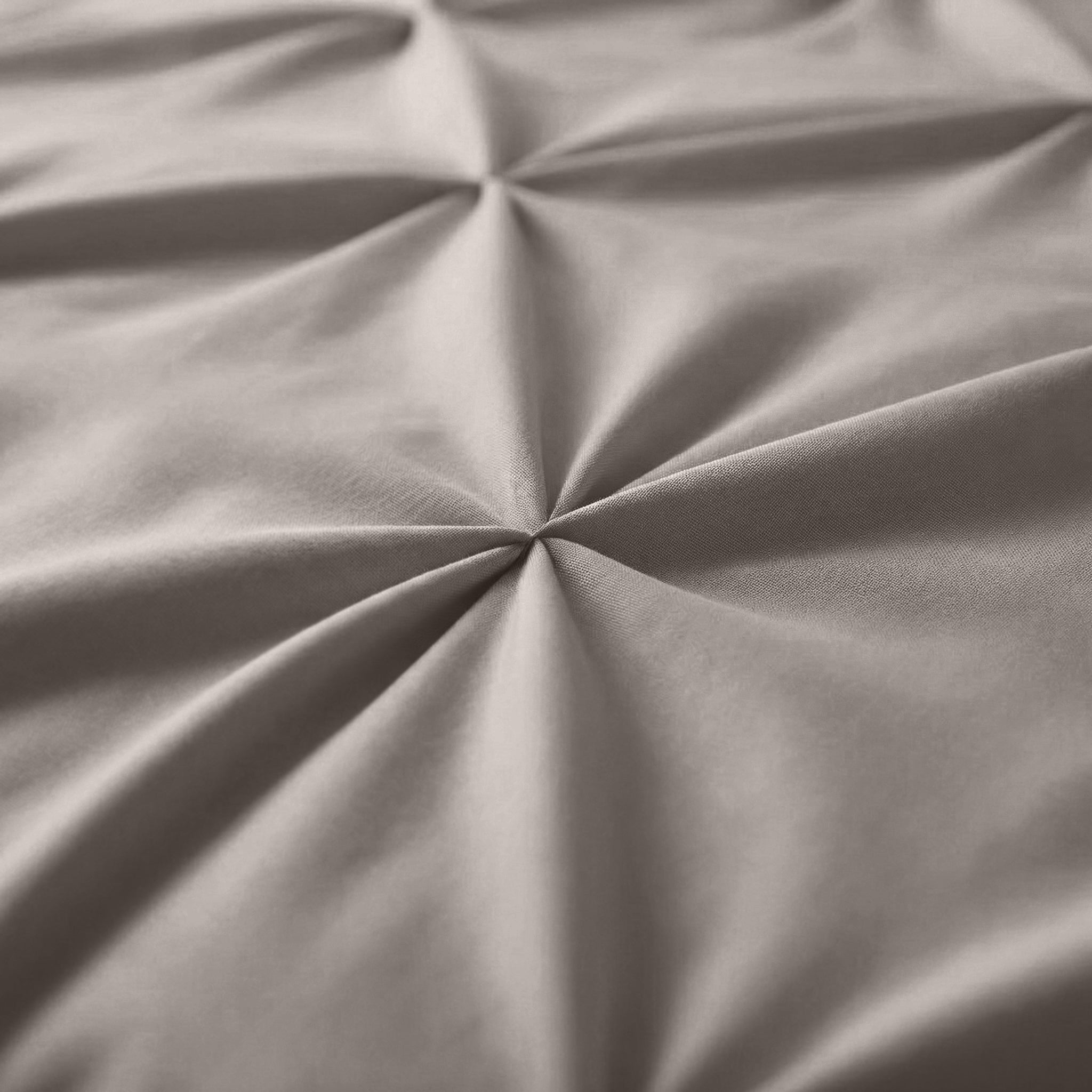 Sleeptime Border Pintuck Dekbedovertrek - Taupe/Grijs - Velvet