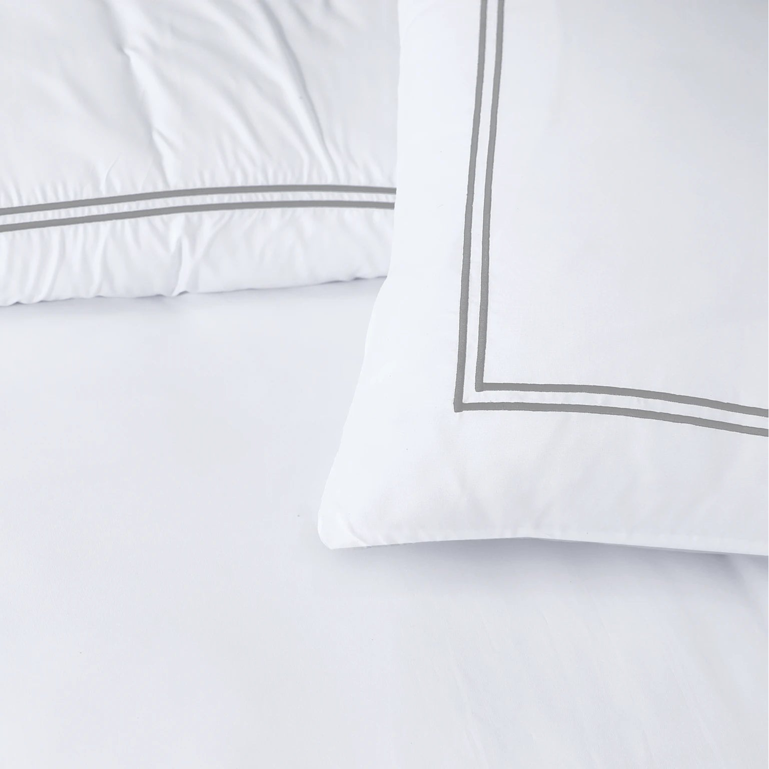 Brata Dekbedovertrek - Wit/Wit - 100% Katoen Percale