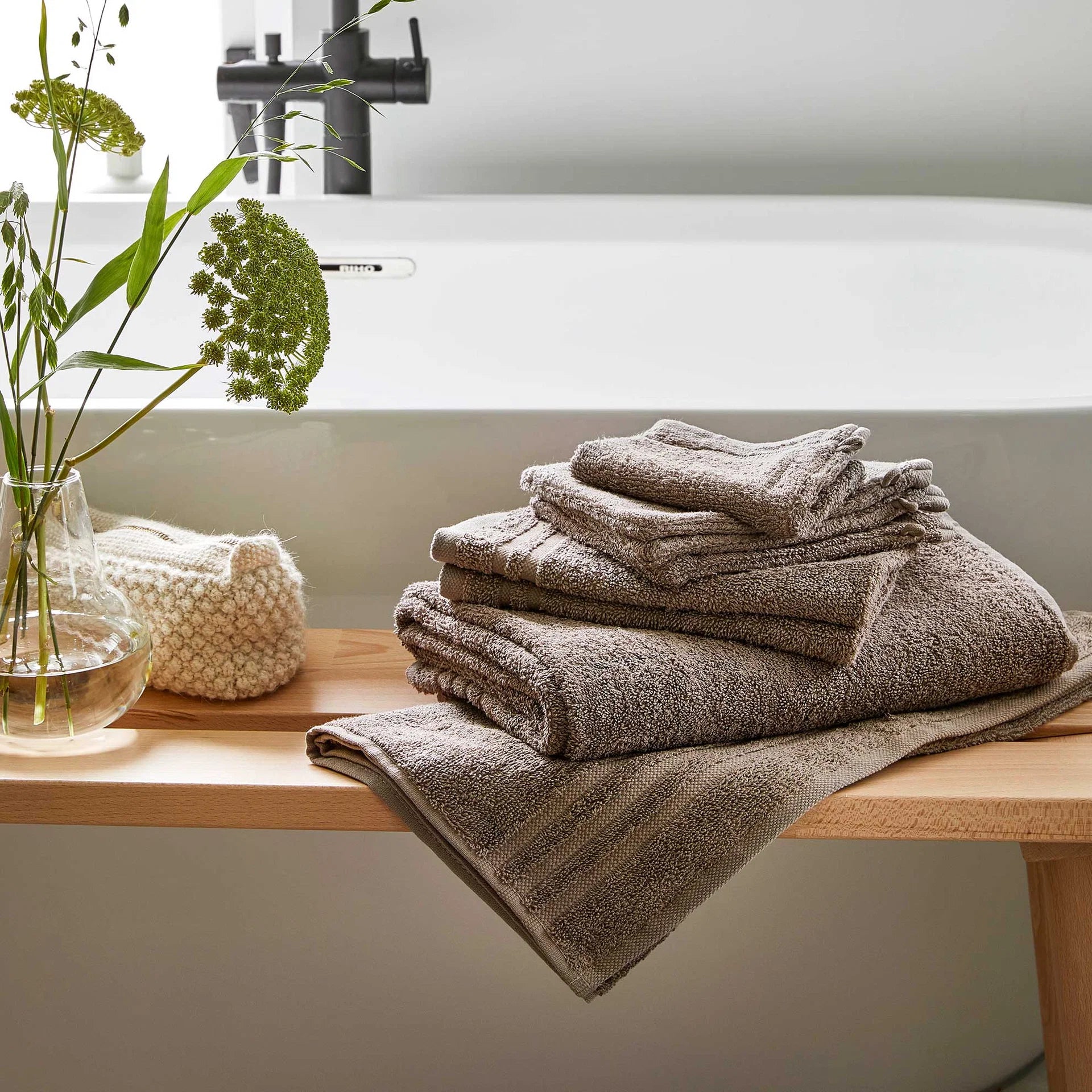 Byrklund Baddoek Bath Basics - Wit - 100% Katoen (BCI) - 50 x 100 cm