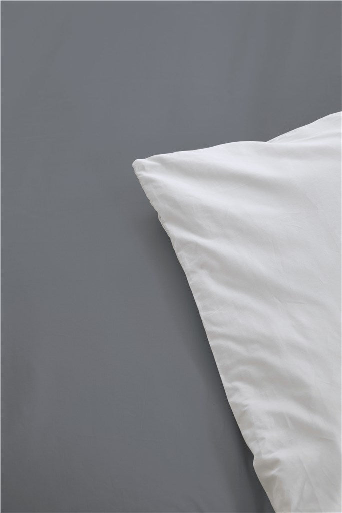 Byrklund Dekbedovertrek Side Way - Grijs / Wit - 100% Katoen