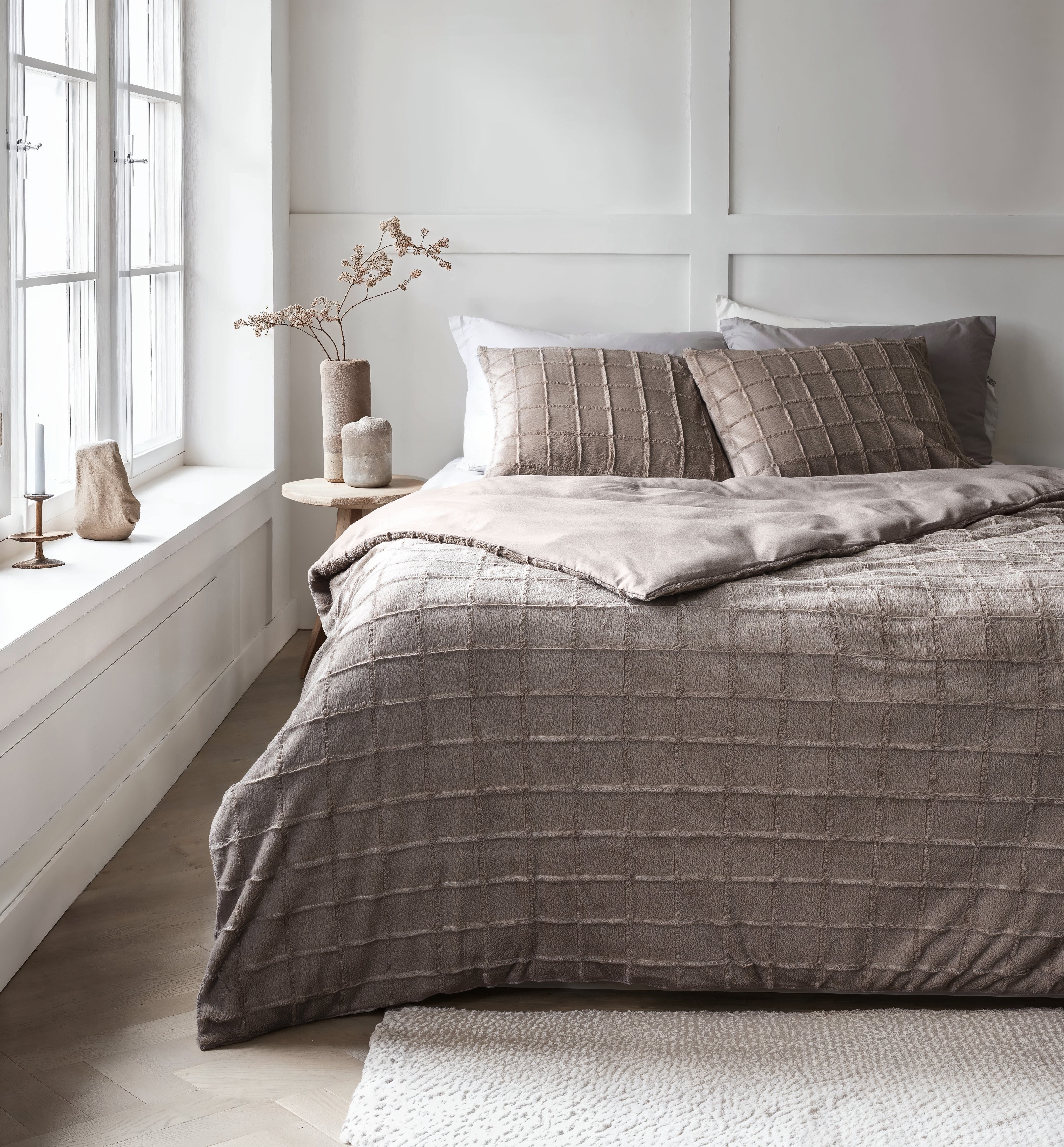 Faux Fur Check Dekbedovertrek Taupe - Heerlijk zacht - Chique design - Nepbont