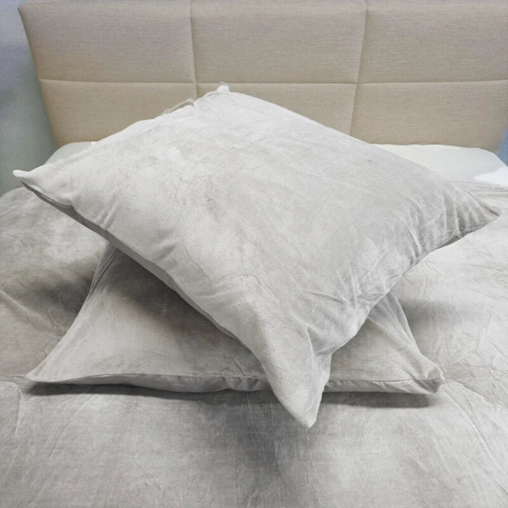 Velvet Duvet Cover Silver Velvet – Luxury &amp; Warmth for Every Bedroom
