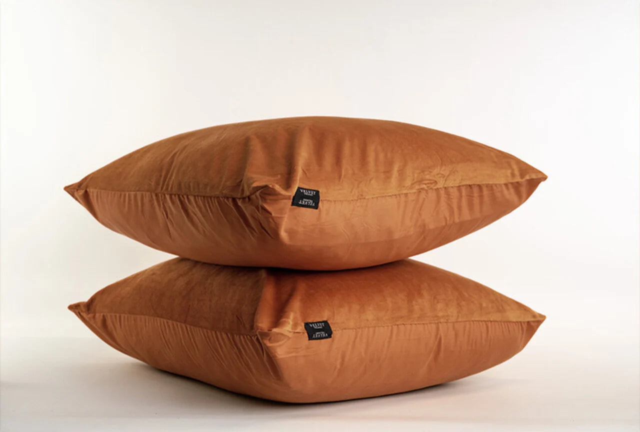 Fluwelen Kussenslopen Caramel Latte Velvet – Luxe en Comfort