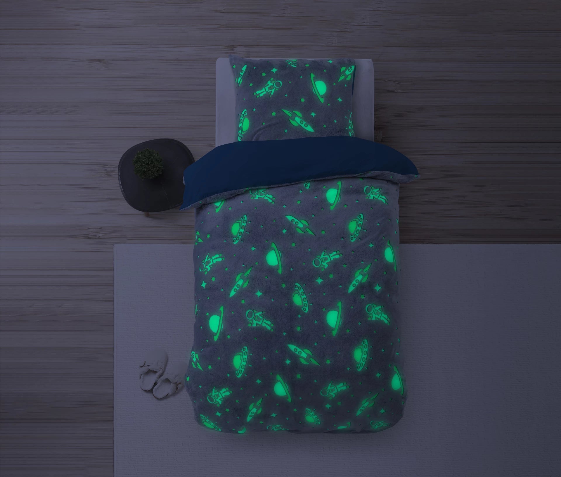 Glow in the dark Duvet Cover Space Blue - Luminous - Super soft teddy fleece - Sleep wonderfully