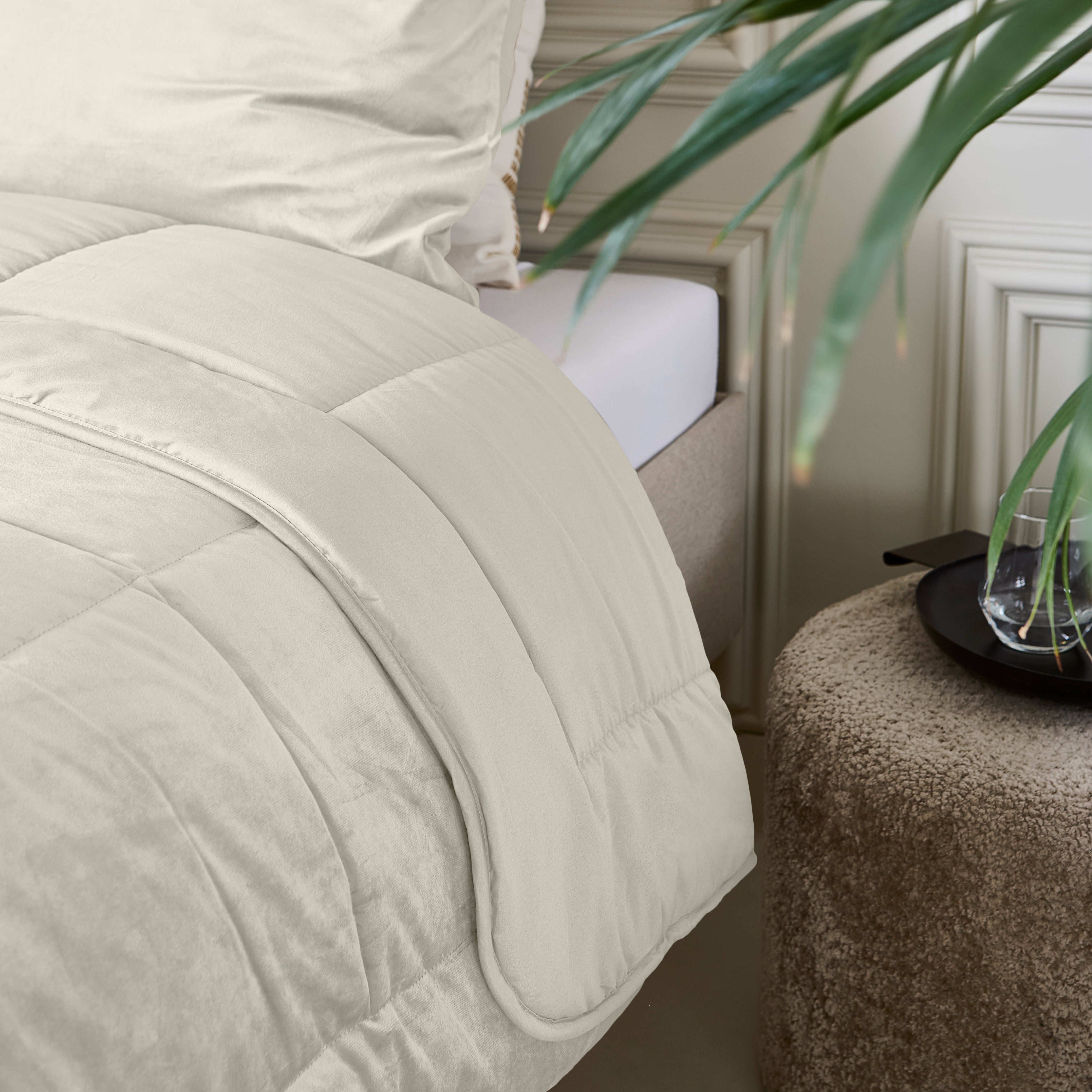 All-in One Lazy Velvet Dekbed Créme - Dekbed voor het hele jaar