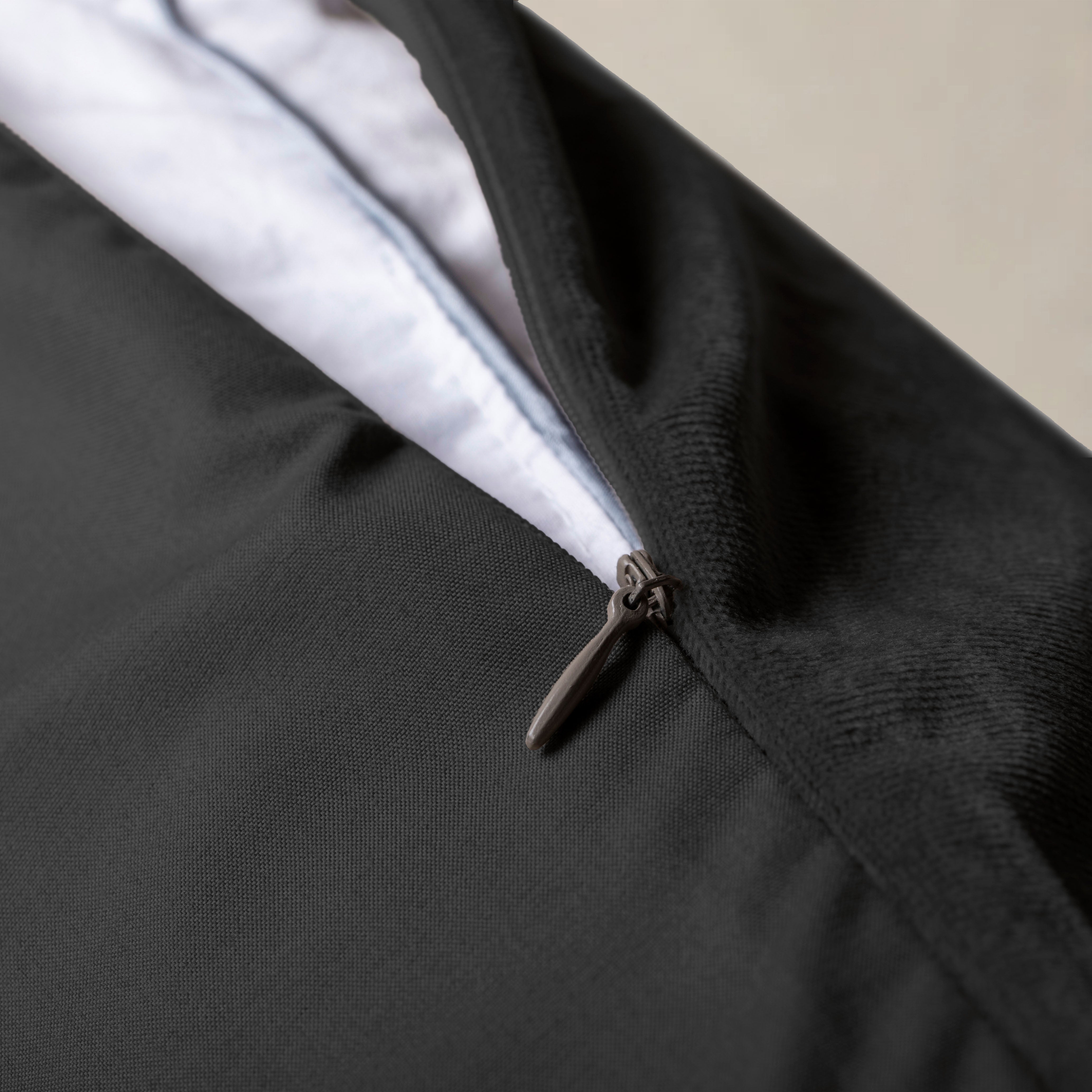 All-in One Lazy Velvet Dekbed Zwart - Dekbed voor het hele jaar