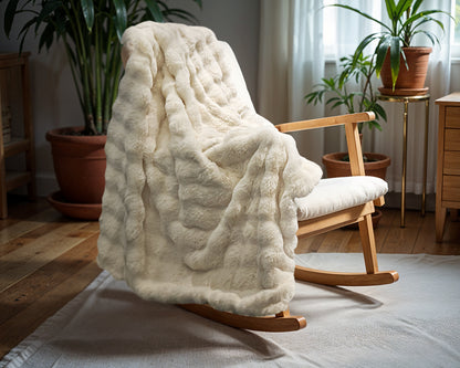 Pom Rabbit Fur plaid Beige 150 x 200 - Nep bont - Heerlijk zacht - Hoogwaardige kwaliteit