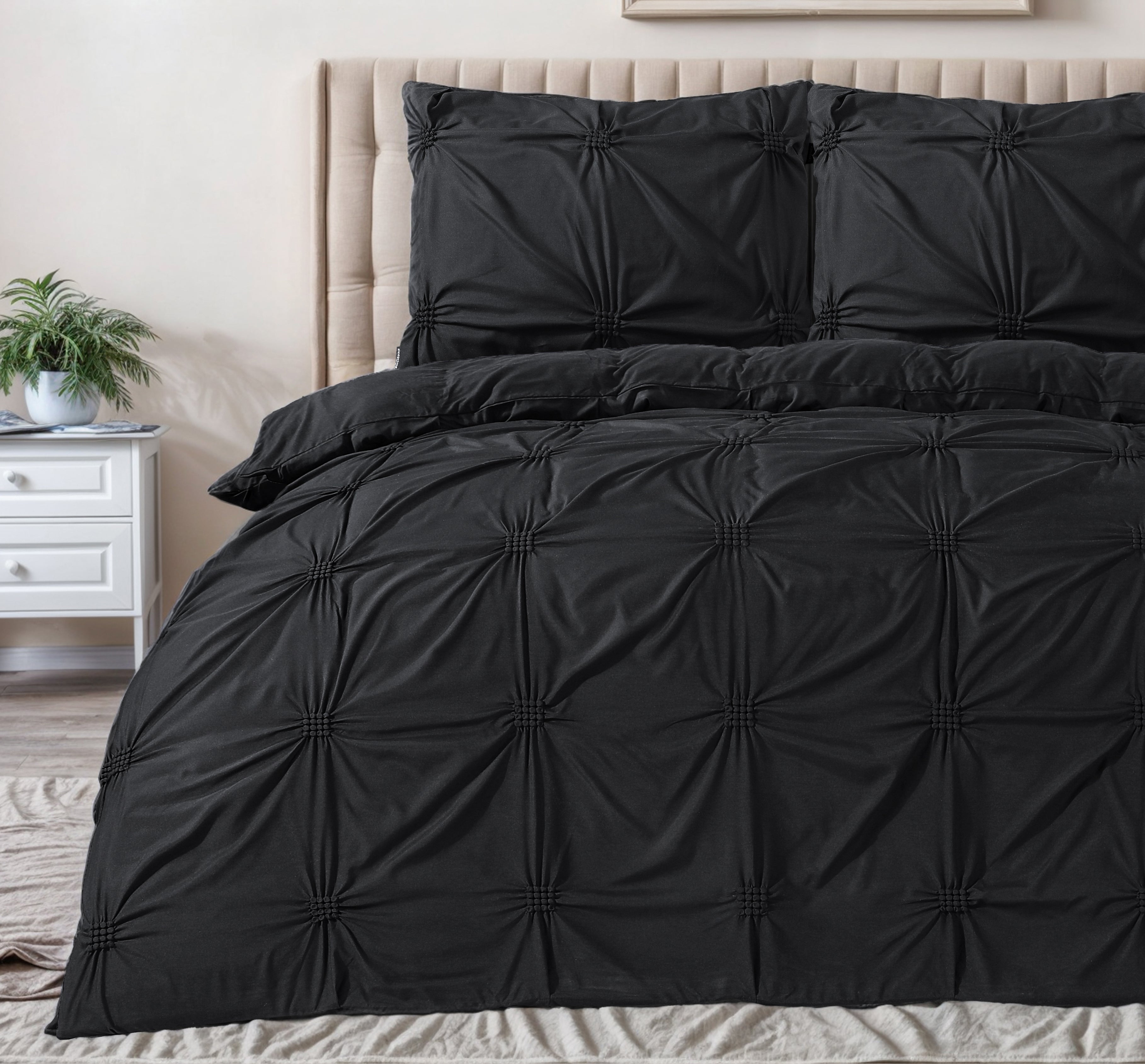 Punch Pintuck Duvet Cover Black - Luxurious design - Washes well - Wonderfully soft