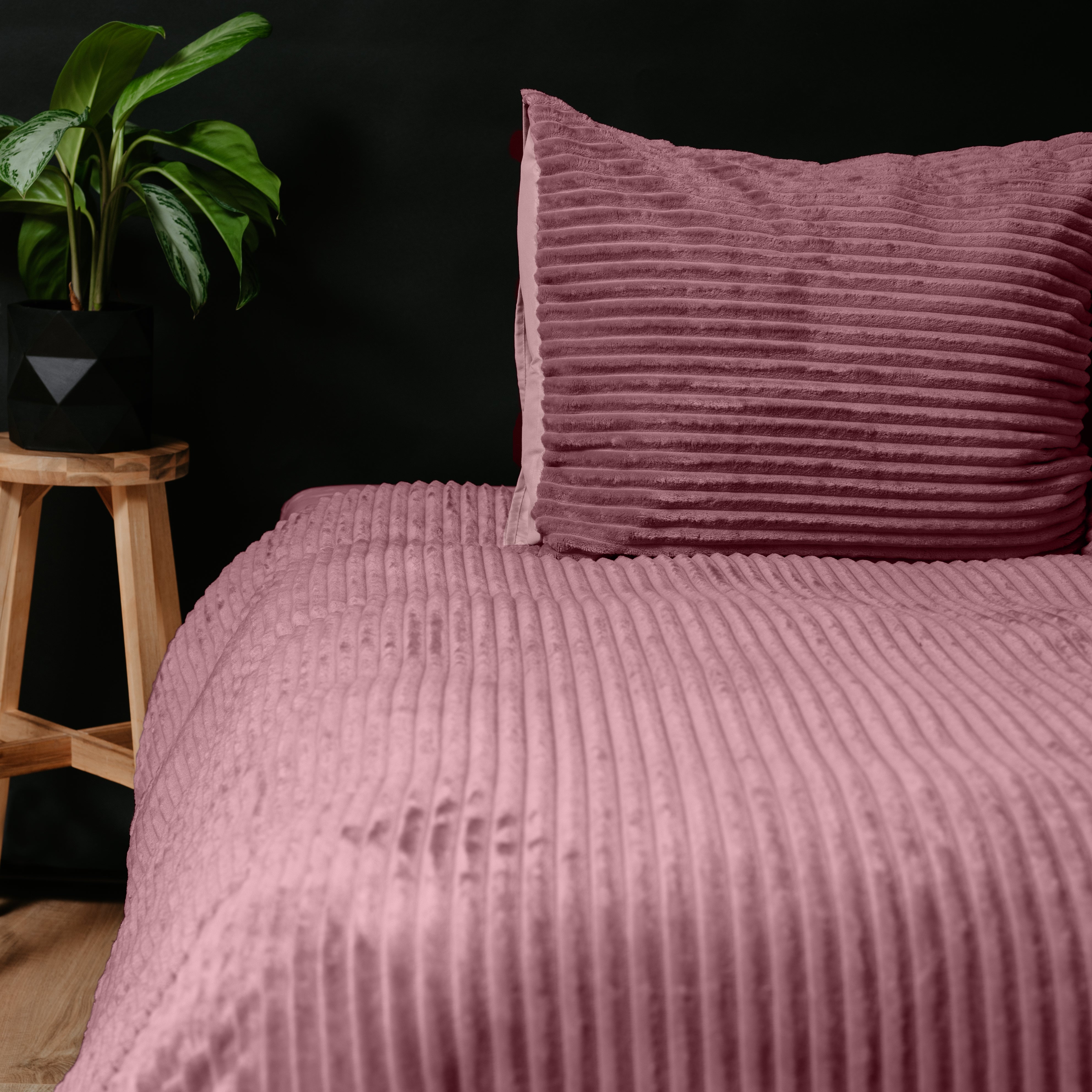 Rib Teddy Oud Roze Dekbedovertrek - Knuffelende nachtrust - Zacht en warm - Trendy Rib Design