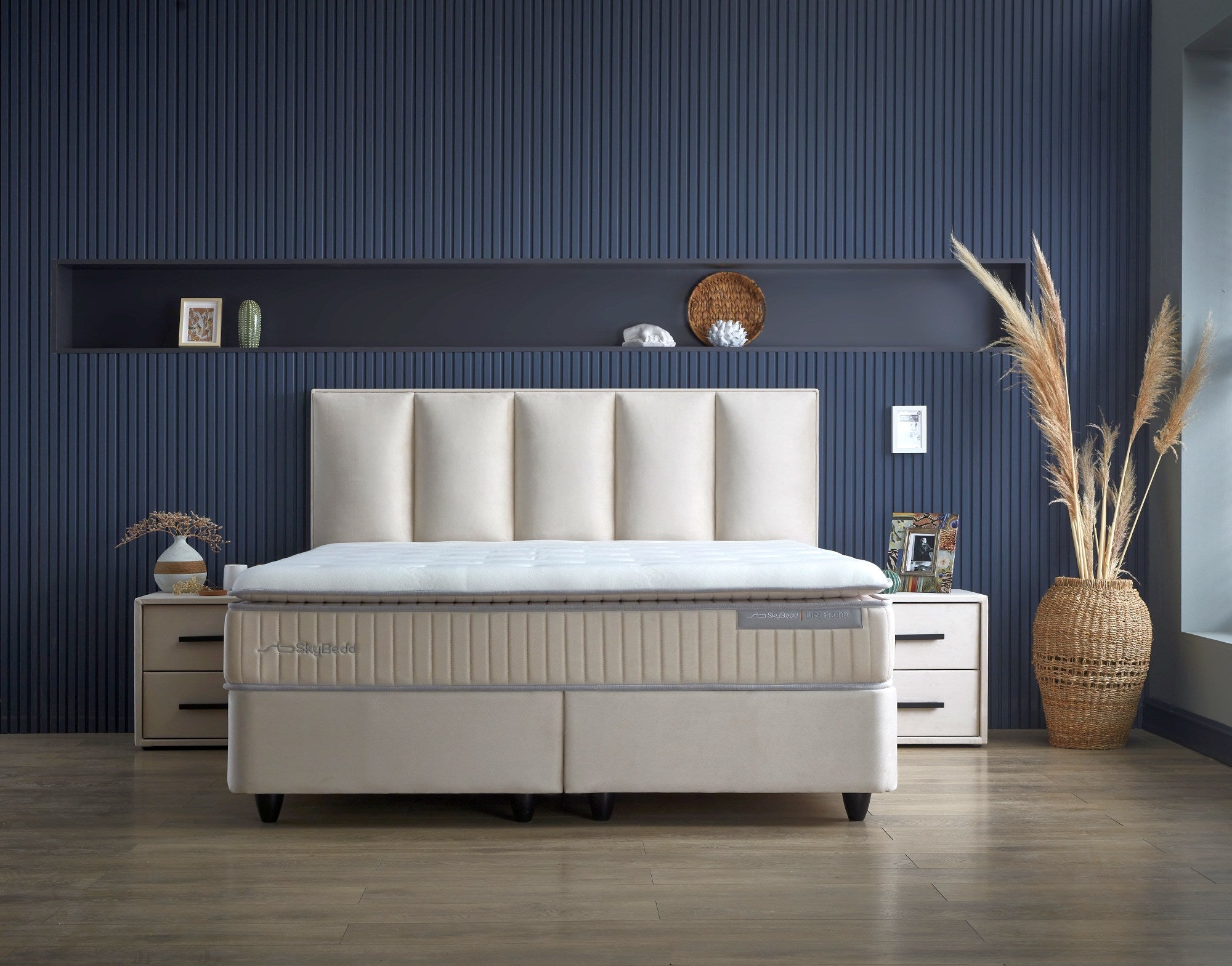 SKYBEDD ® - Boxspring met opbergruimte Birdybedd Beige