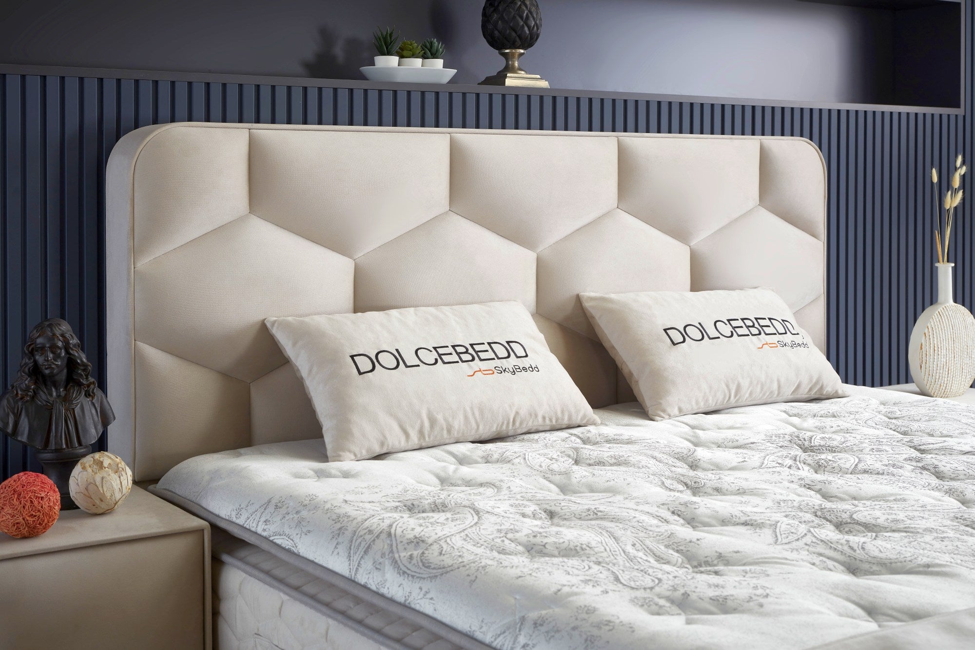 SKYBEDD ® - Boxspring met opbergruimte Dolcebedd Beige