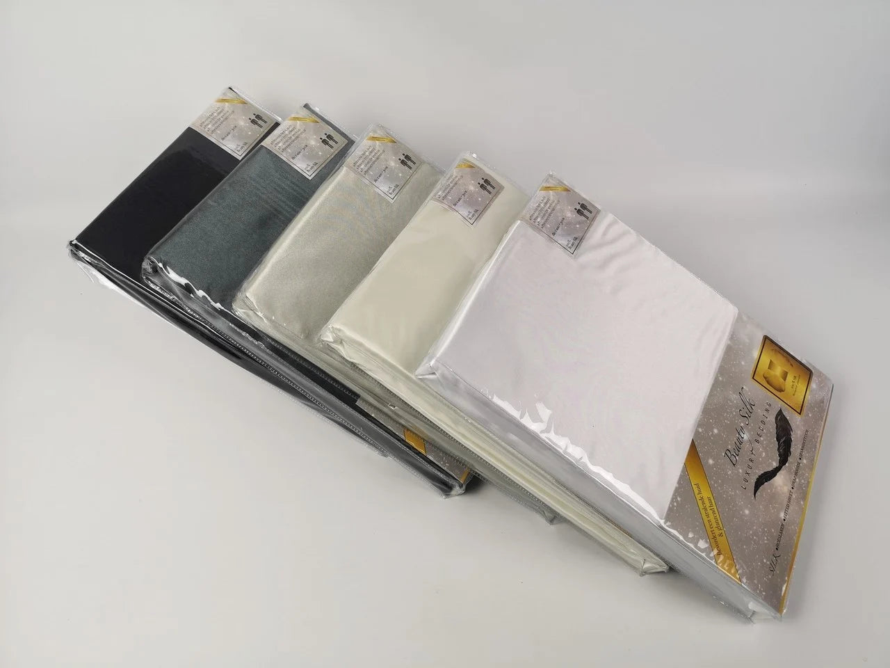 Satijnen Hoeslaken Champagne Gold – Luxe & Zacht voor Huid & Haar
