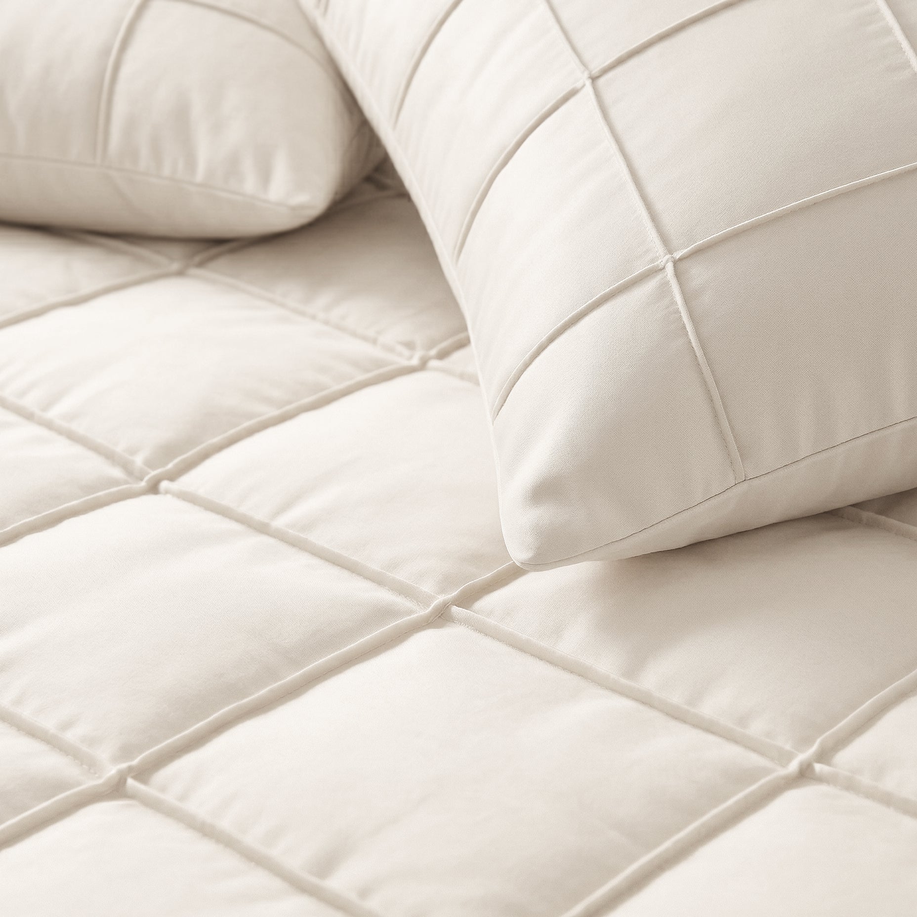 Sleeptime Check Pintuck Dekbedovertrek - Beige - 100% Microvezel