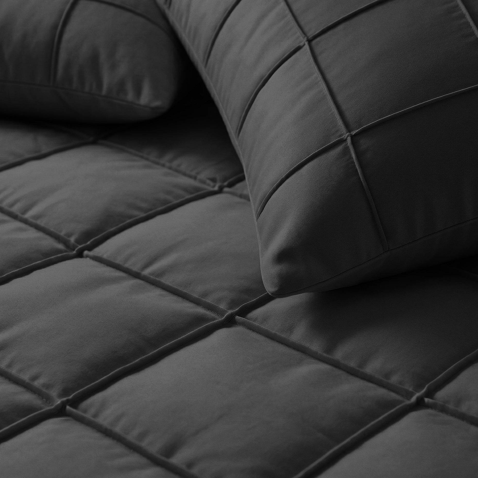 Sleeptime Check Pintuck Dekbedovertrek - Zwart - 100% Microvezel