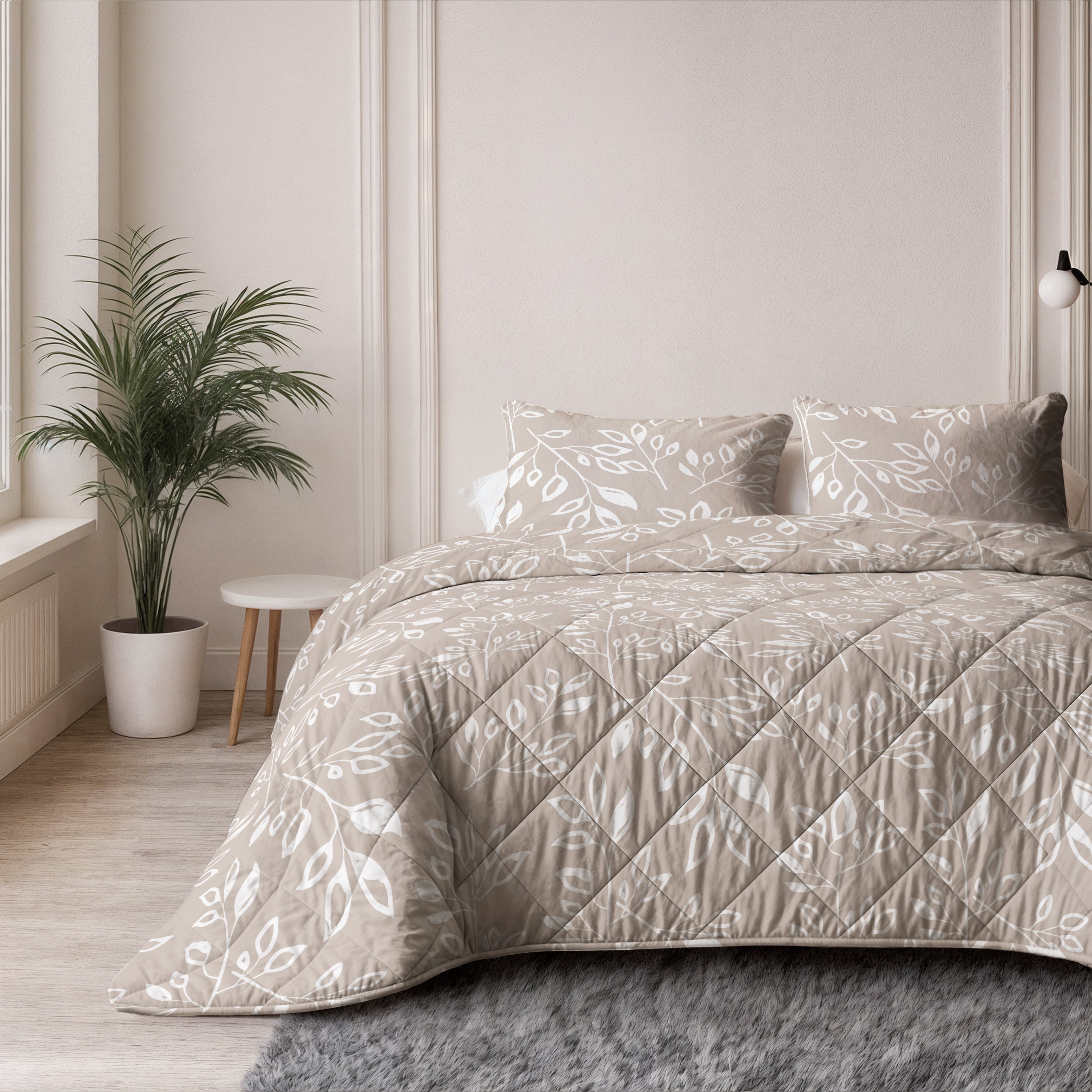 Sleeptime Dekbed - Neva Taupe/Zand - Voor het hele jaar + Kussenslopen