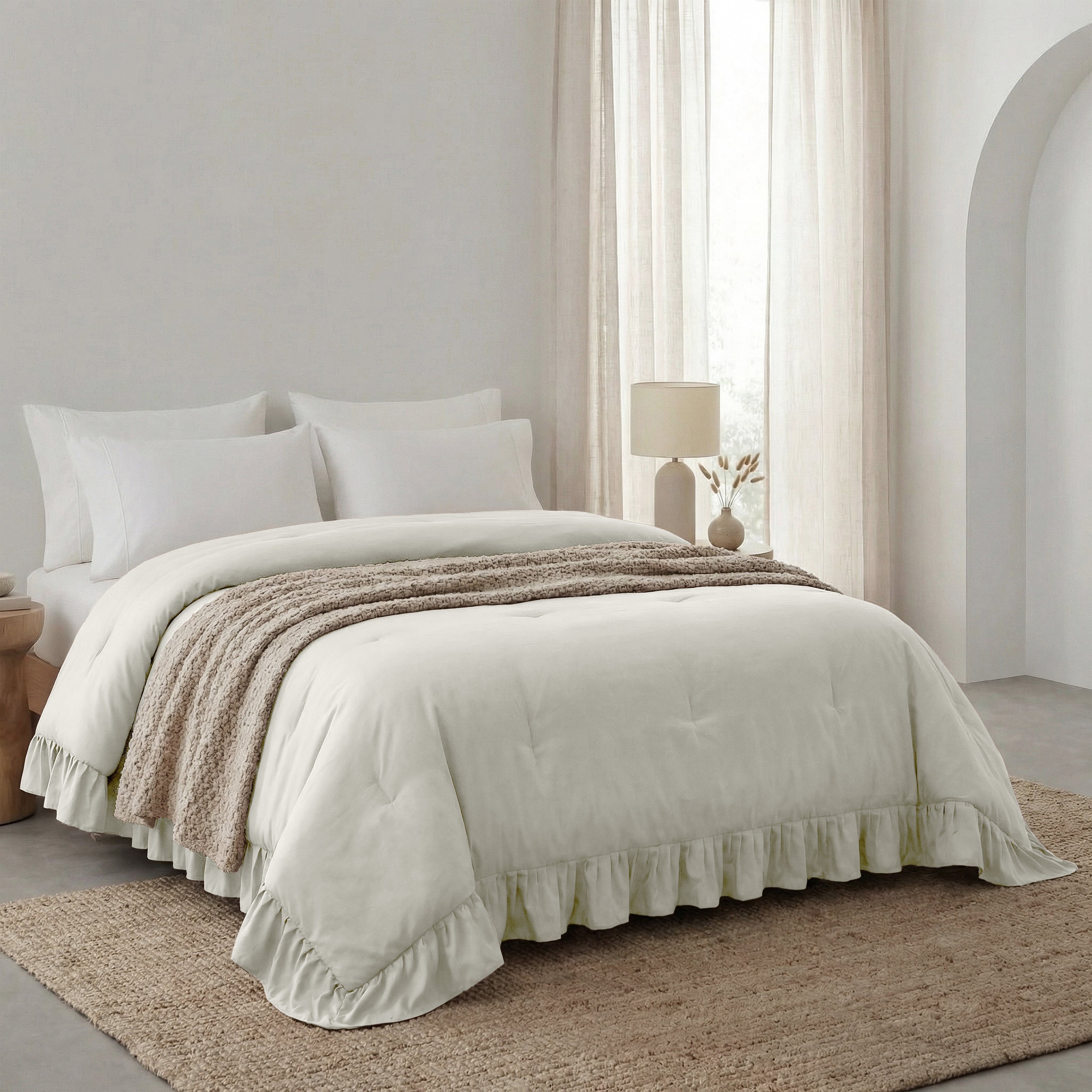 Sleeptime Lazy Dekbed - Ruffles - Gebroken Wit - Voor het hele jaar
