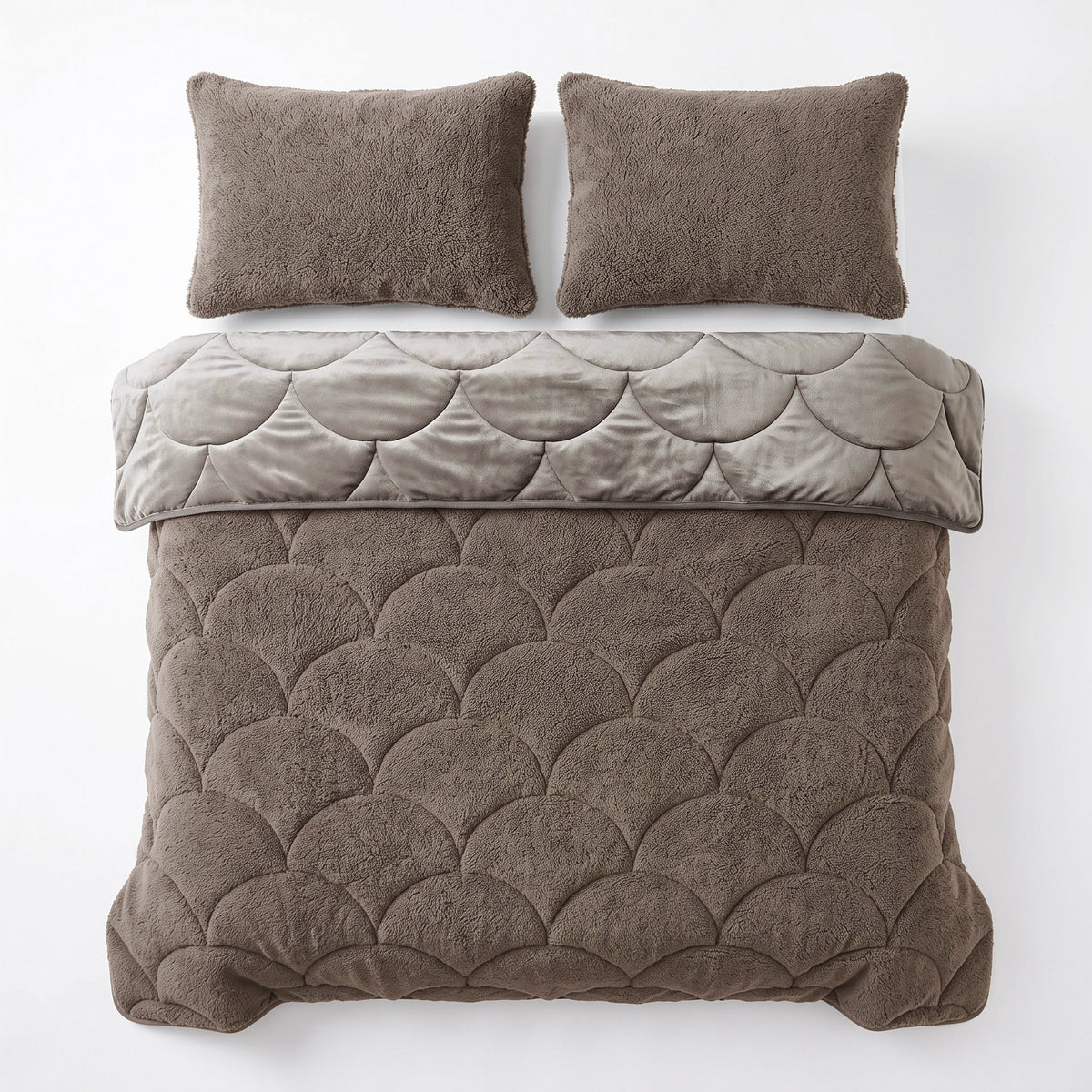Sleeptime Lazy Dekbed - Teddy/Velvet - Taupe/Bruin - Met kussenslopen