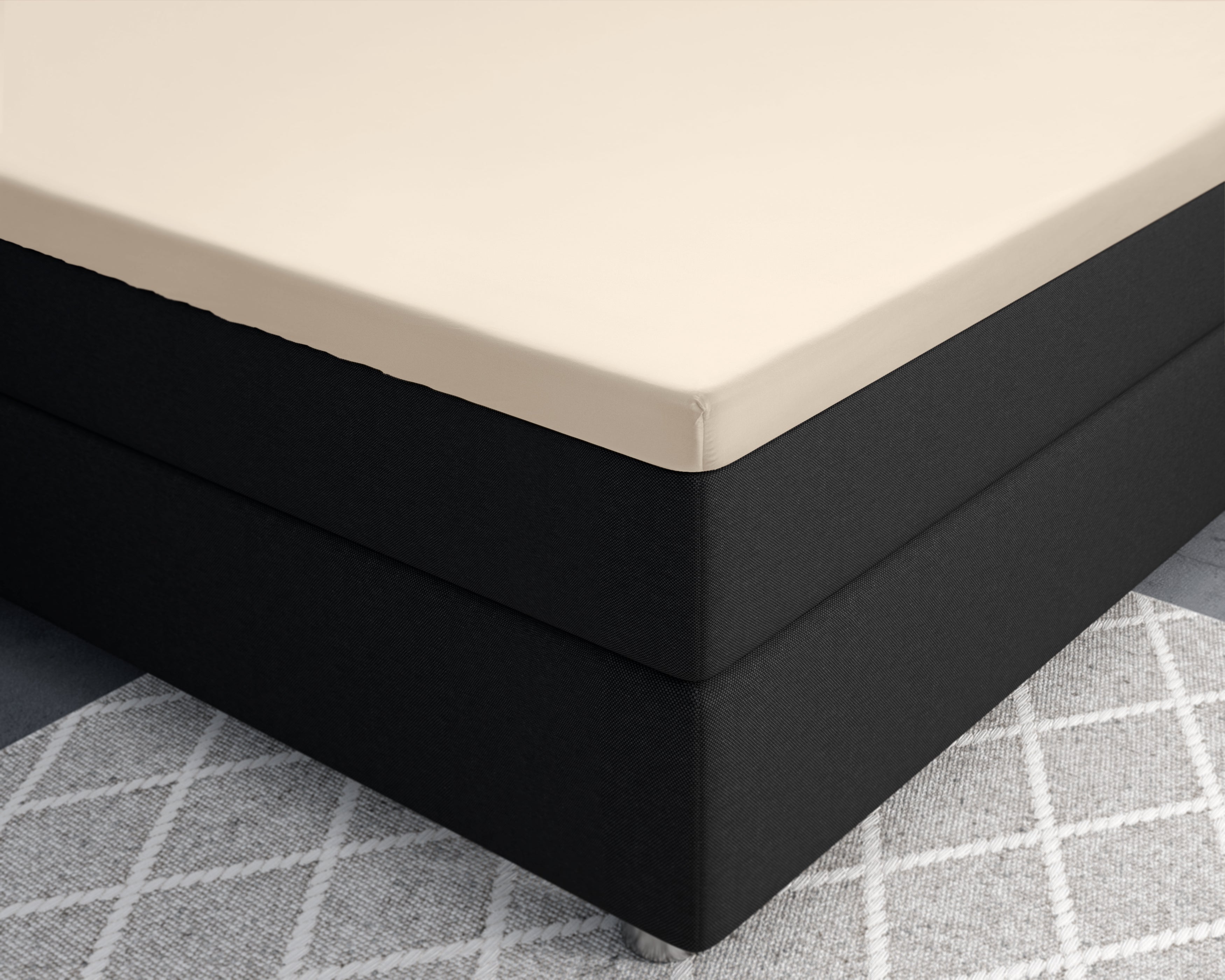 Split Topper Satin Fitted Sheet Sand - Reactive washed - Soft, smooth, breathable and has a light sheen - Free from harmful substances and skin-friendly