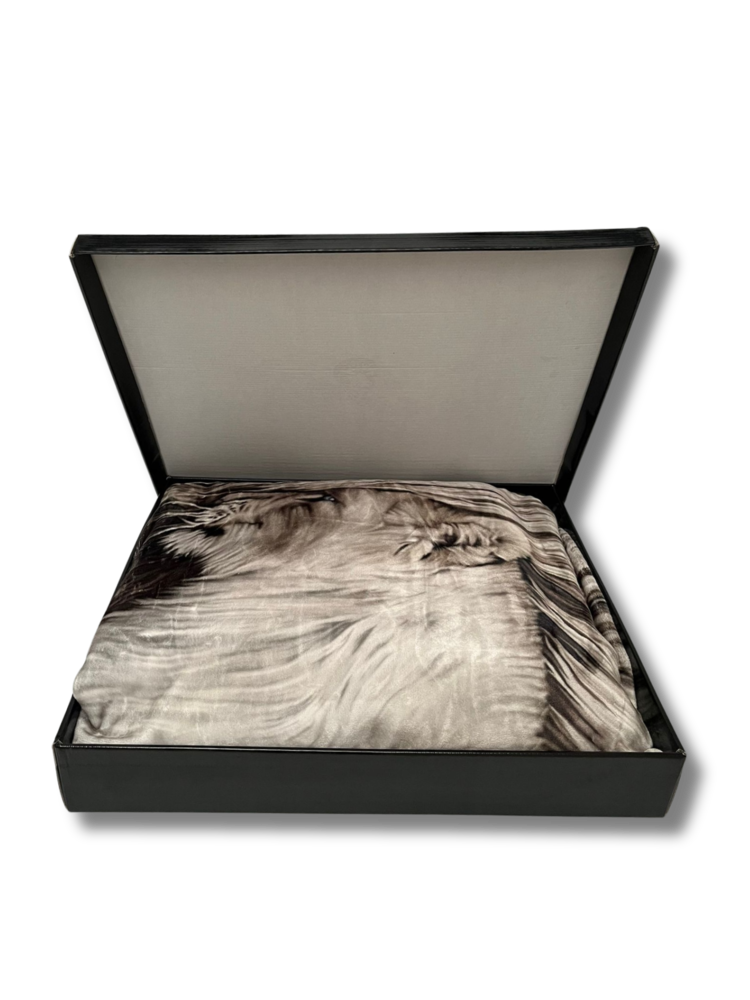 Velvet Luxury Blanket Gray Lion 210x240 cm | Double-layered Warm &amp; Stylish