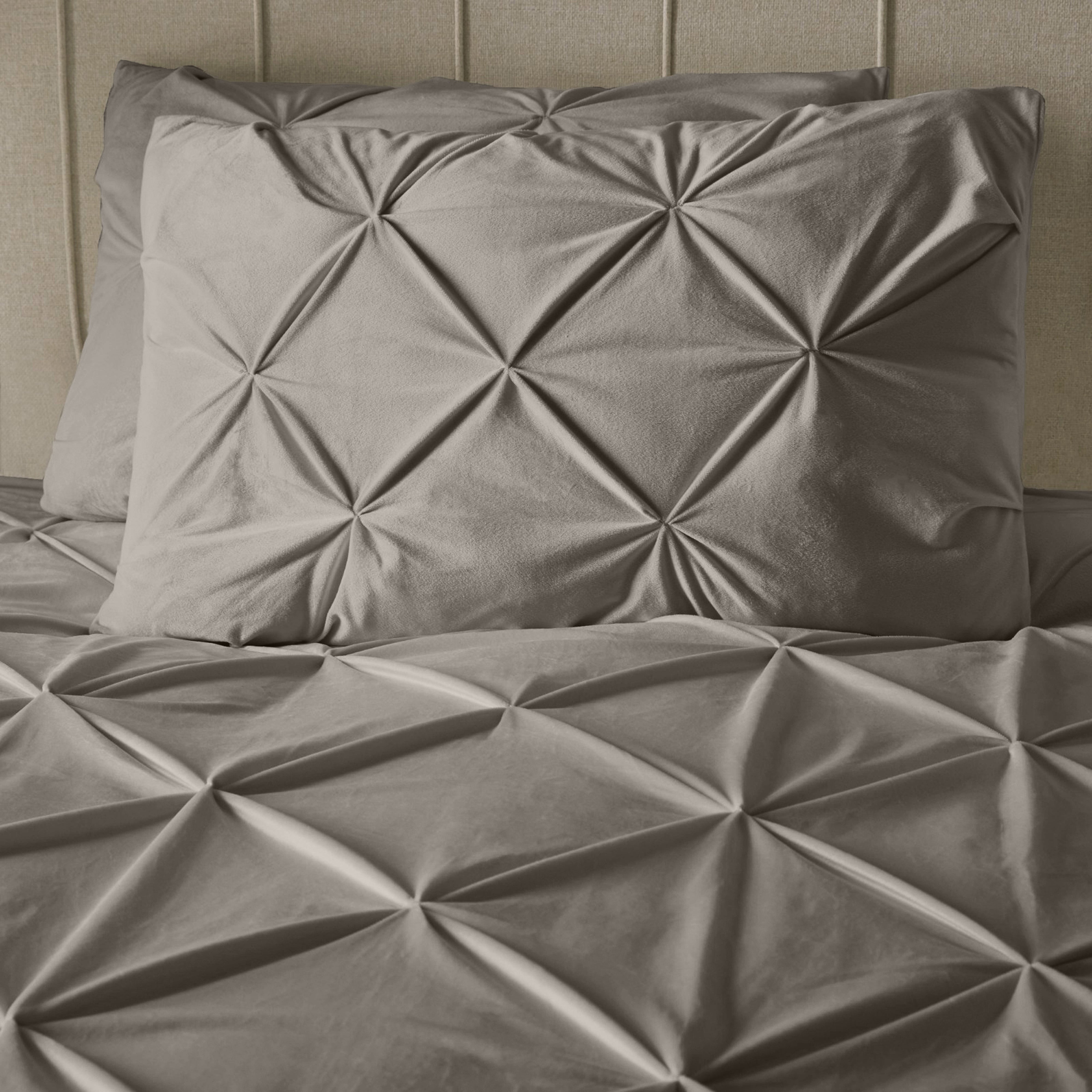 Velvet Pintuck Dekbedovertrek Zand - Fluweel zacht - Chique design - Luxe verpakking