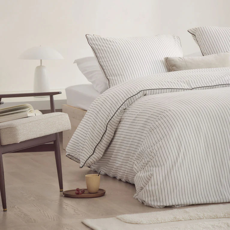 Walra Dekbedovertrek Gentle Stripes - Bruin - 100% Flanel Katoen