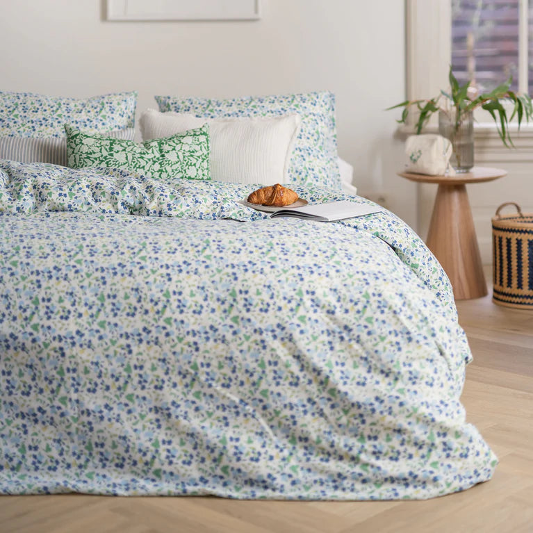 Walra Dekbedovertrek Remade Flower Fairytale - Blauw - 100% Katoen
