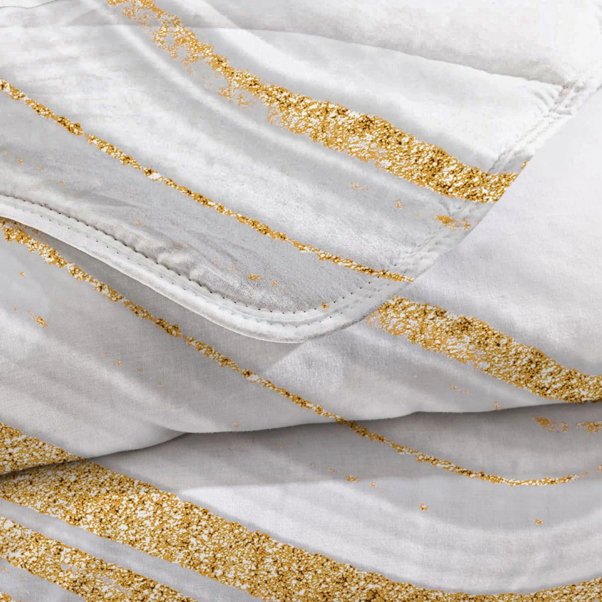 All-in One Lazy Dekbed Marble White Gold - Dekbed met kussenslopen