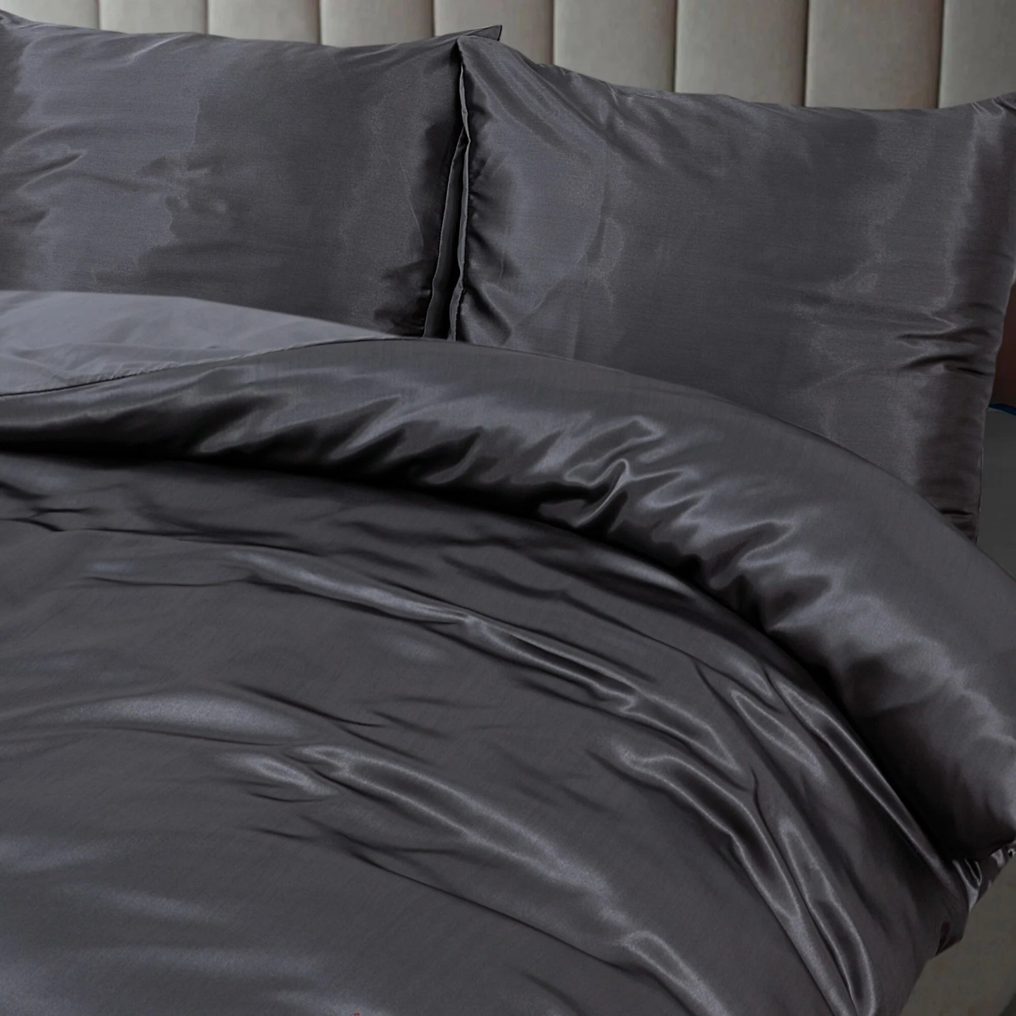 Shiny Satin Duvet Cover Anthracite