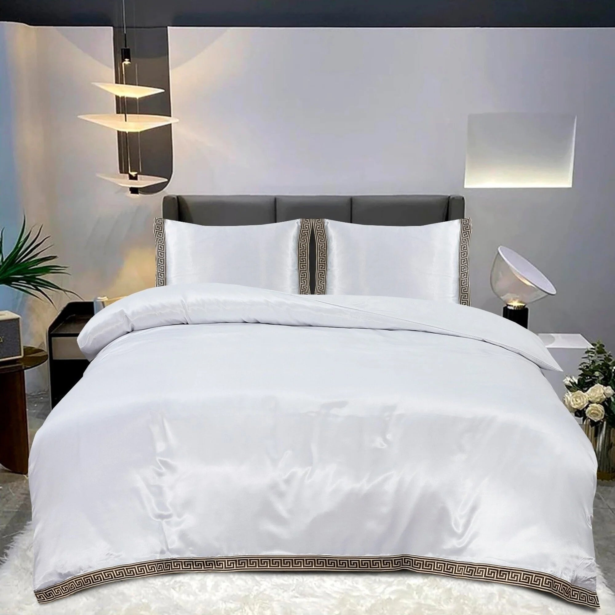 Glanzend Satijnen Dekbedovertrek White met Lace - Griekse Sleutel