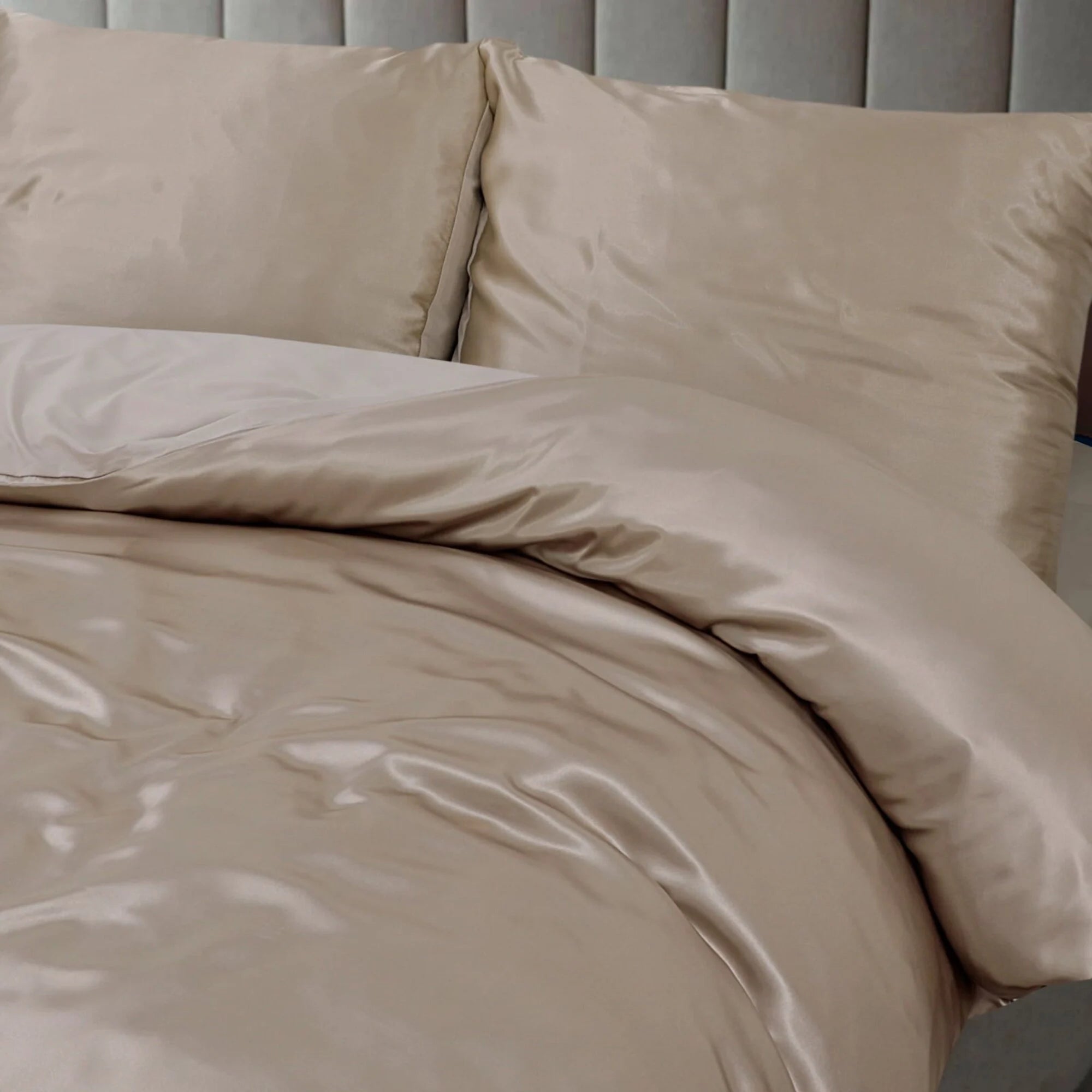 Glossy Satin Duvet Cover Taupe